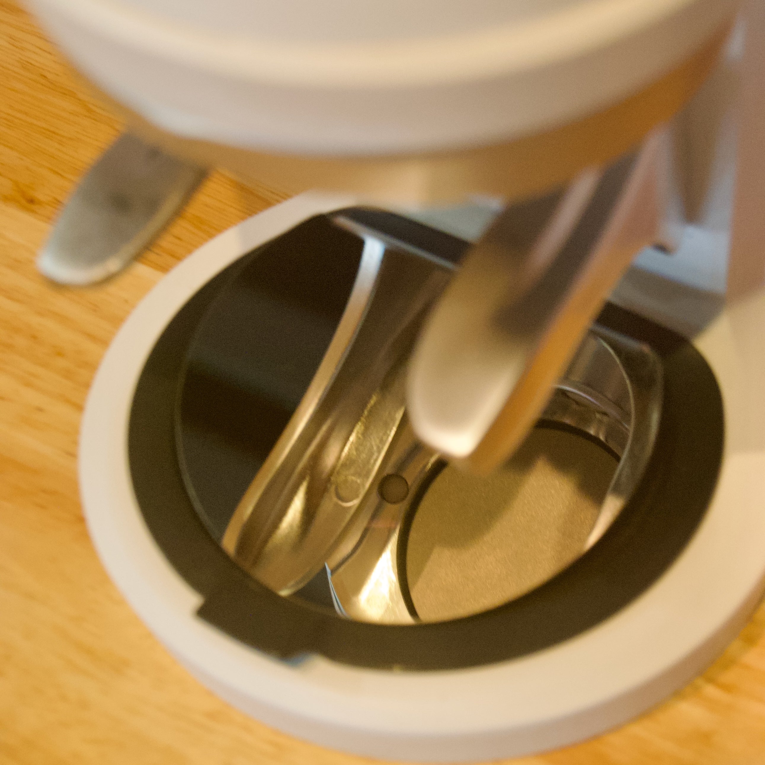 Affinity Automatic Coffee Tamper Mirror