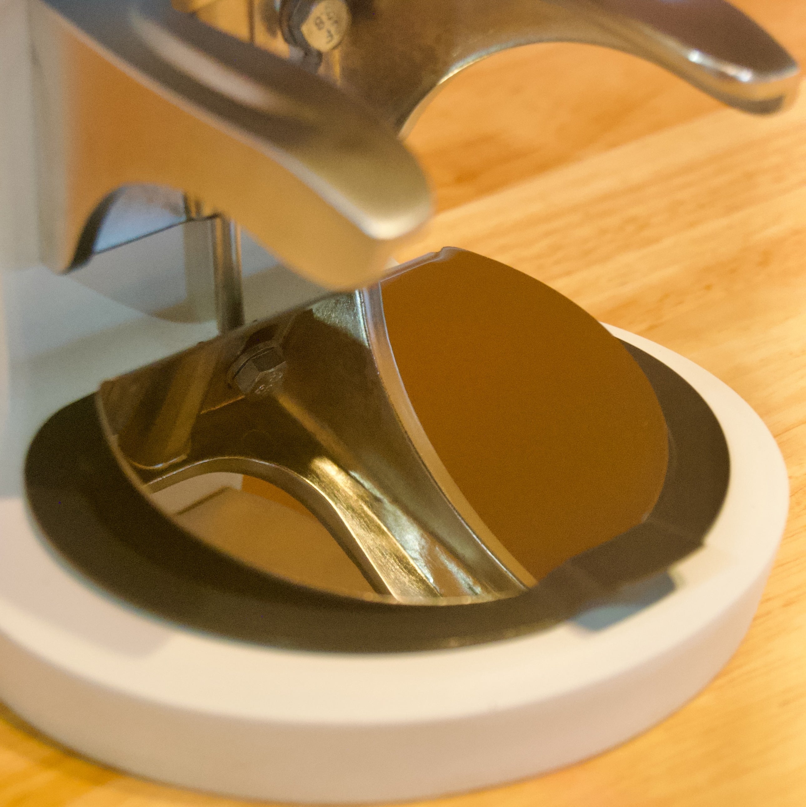 Affinity Automatic Coffee Tamper Mirror
